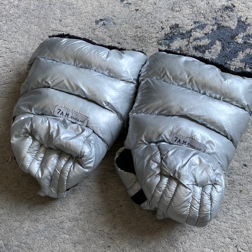 Silver Mittens